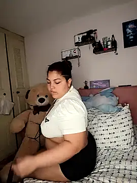 kendra lil evill online show from 10/10/25, 10:36