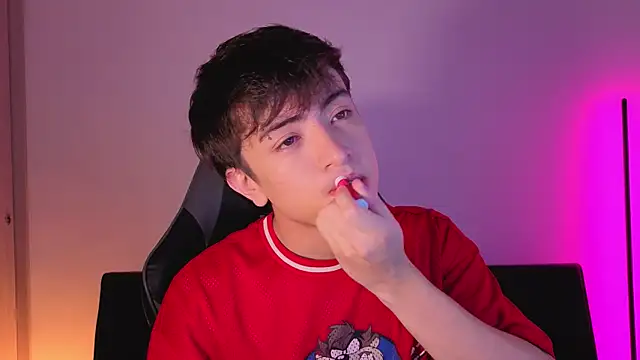 Snapshot of onlinenico chatting on 11/29/25, 08:01 onlinenico online show from 11/29/25, 08:01