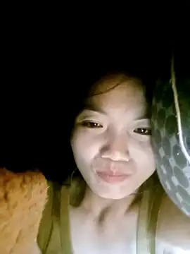 ngan-cute online show from 09/13/25, 02:50