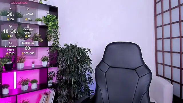 O1d Lady online show from 11/14/25, 08:46