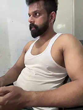 Snapshot of Vineeth3906 chatting on 03/26/26, 02:44 Vineeth3906 online show from 03/26/26, 02:44
