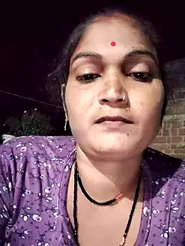 Snapshot of Kavya_hot chatting on 10/11/25, 04:05 Kavya hot online show from 10/11/25, 04:05