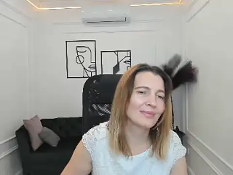 NikaStraitlive online show from 09/29/25, 09:30