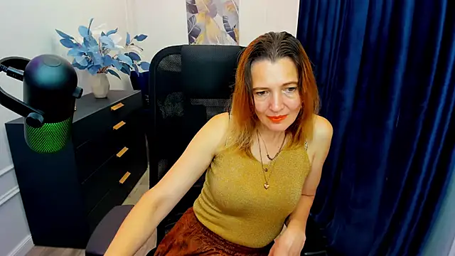 NikaStraitlive online show from 10/03/25, 11:35