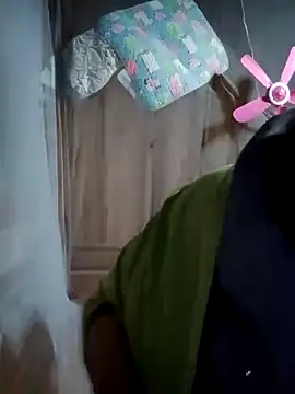 Mie-mie11 online show from 10/08/25, 12:58