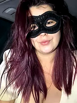 Snapshot of Saphyra_Secret chatting on 09/11/25, 12:22 Saphyra Secret online show from 09/11/25, 12:22