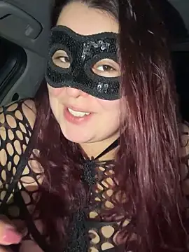 Snapshot of Saphyra_Secret chatting on 11/22/25, 12:09 Saphyra Secret online show from 11/22/25, 12:09