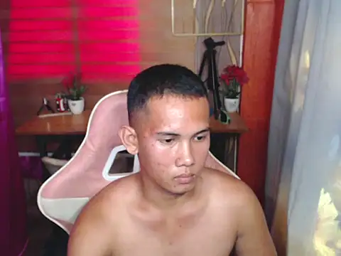 Snapshot of hotdick_zack chatting on 11/13/25, 06:34 hotdick zack online show from 11/13/25, 06:34