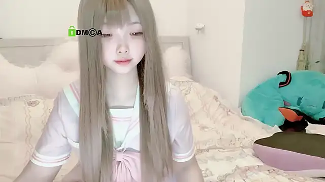 liuruyuan888 online show from 10/12/25, 05:01