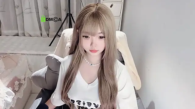 Snapshot of liuruyuan888 chatting on 04/08/26, 05:57 liuruyuan888 online show from 04/08/26, 05:57