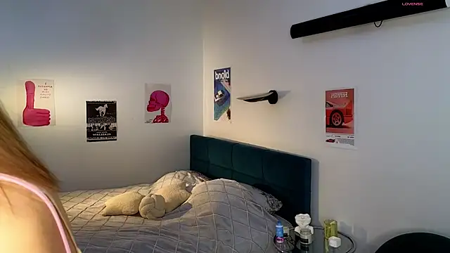 vixinp online show from 10/30/25, 08:27