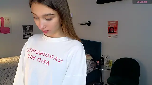 Snapshot of vixinp chatting on 04/15/26, 10:11 vixinp online show from 04/15/26, 10:11