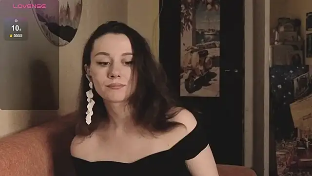 Snapshot of SkyHelen chatting on 03/24/26, 05:29 SkyHelen online show from 03/24/26, 05:29