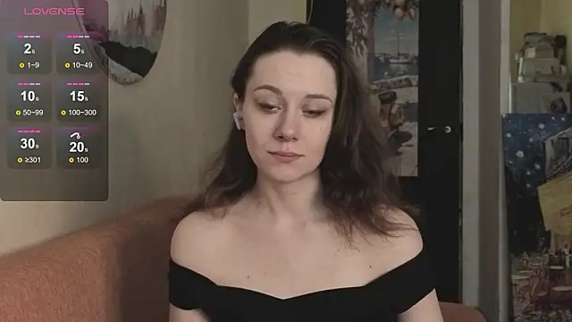 Snapshot of SkyHelen chatting on 03/25/26, 08:31 SkyHelen online show from 03/25/26, 08:31
