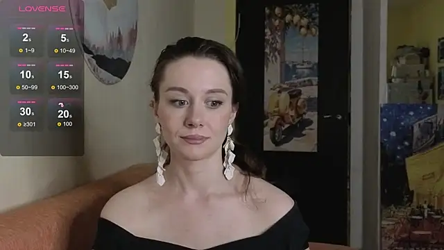 Snapshot of SkyHelen chatting on 04/06/26, 05:03 SkyHelen online show from 04/06/26, 05:03