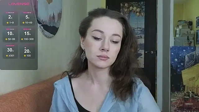 Snapshot of SkyHelen chatting on 04/07/26, 07:53 SkyHelen online show from 04/07/26, 07:53