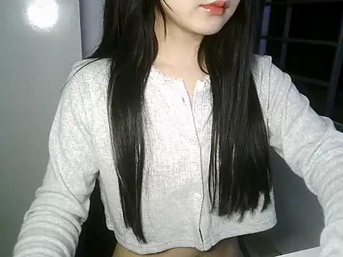 Snapshot of Annabelle-e chatting on 11/04/25, 04:39 Annabelle-e online show from 11/04/25, 04:39