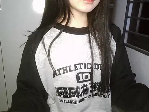 Snapshot of Annabelle-e chatting on 01/09/26, 04:43 Annabelle-e online show from 01/09/26, 04:43