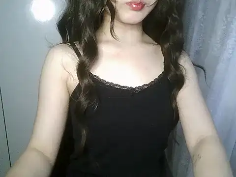 Snapshot of Annabelle-e chatting on 05/24/26, 05:40 Annabelle-e online show from 05/24/26, 05:40