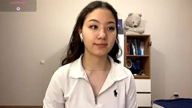 Sakuravice online show from 11/07/25, 12:38