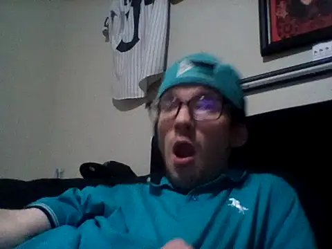 Snapshot of OchreTango466 chatting on 09/15/25, 08:03 OchreTango466 online show from 09/15/25, 08:03