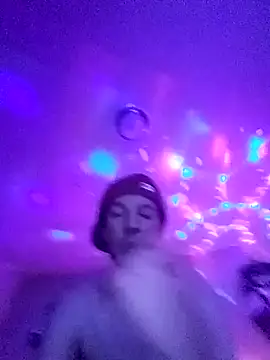 Snapshot of OchreTango466 chatting on 10/25/25, 06:43 OchreTango466 online show from 10/25/25, 06:43