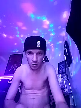 Snapshot of OchreTango466 chatting on 10/31/25, 10:05 OchreTango466 online show from 10/31/25, 10:05