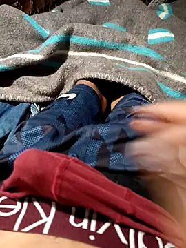 EMERKITHO 20 R online show from 10/27/25, 01:37