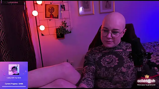 Snapshot of MossPrince chatting on 11/02/25, 04:20 MossPrince online show from 11/02/25, 04:20