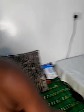 Snapshot of _Uphele chatting on 03/21/26, 02:38 Uphele online show from 03/21/26, 02:38