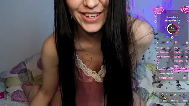 Veliora online show from 11/30/25, 01:59