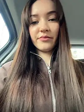 Snapshot of Veliora chatting on 04/20/26, 08:39 Veliora online show from 04/20/26, 08:39