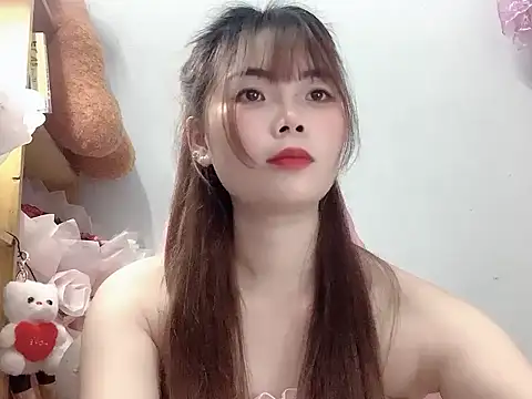 Snapshot of Pony898 chatting on 11/07/25, 04:18 Pony898 online show from 11/07/25, 04:18