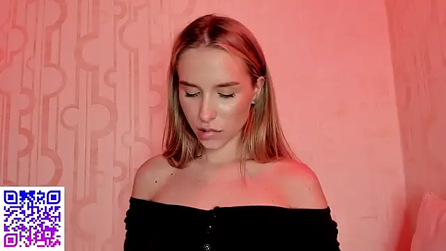 Snapshot of ElysiaXo chatting on 09/26/25, 09:08 ElysiaXo online show from 09/26/25, 09:08