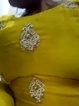 Snapshot of Rakhi_sawant143 chatting on 09/28/25, 02:55 Rakhi sawant143 online show from 09/28/25, 02:55