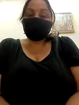 Snapshot of Rakhi_sawant143 chatting on 11/14/25, 06:34 Rakhi sawant143 online show from 11/14/25, 06:34