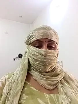 Snapshot of Rakhi_sawant143 chatting on 03/25/26, 07:58 Rakhi sawant143 online show from 03/25/26, 07:58