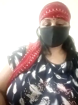 Snapshot of Rakhi_sawant143 chatting on 04/04/26, 02:54 Rakhi sawant143 online show from 04/04/26, 02:54