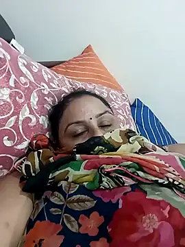 Snapshot of Rakhi_sawant143 chatting on 04/29/26, 04:22 Rakhi sawant143 online show from 04/29/26, 04:22