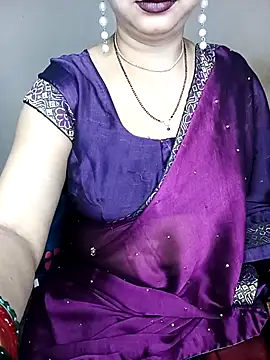 Snapshot of Oh_011 chatting on 03/08/26, 04:11 Oh 011 online show from 03/08/26, 04:11