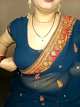 Snapshot of Oh_011 chatting on 03/23/26, 04:33 Oh 011 online show from 03/23/26, 04:33