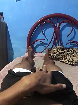 Snapshot of lcsexy45 chatting on 03/28/26, 12:05 lcsexy45 online show from 03/28/26, 12:05