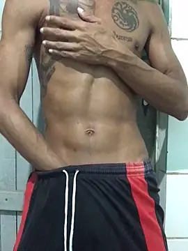 Snapshot of lcsexy45 chatting on 04/16/26, 10:56 lcsexy45 online show from 04/16/26, 10:56