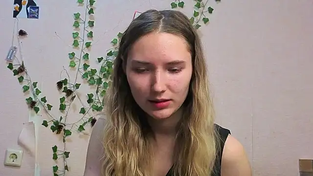  kikiclark   online show from 03/12/26, 07:42