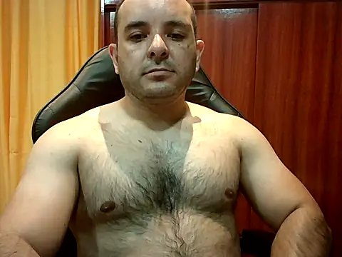 Snapshot of ososkr39 chatting on 11/11/25, 01:44 ososkr39 online show from 11/11/25, 01:44