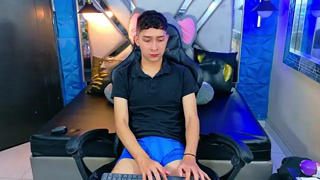 Snapshot of Kygo_Williams chatting on 10/06/25, 01:52 Kygo Williams online show from 10/06/25, 01:52