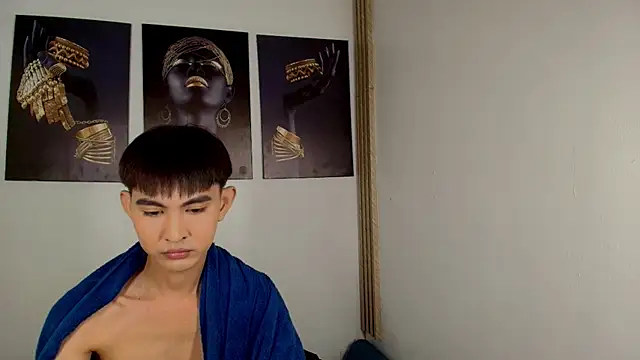 xxxhugecocktwinkxxx online show from 09/13/25, 08:30