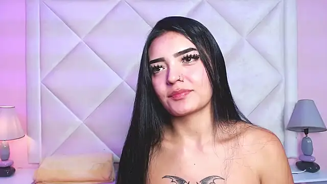 Miaa Smithh   online show from 11/08/25, 03:12