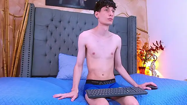 Luke Carter online show from 01/12/26, 01:27