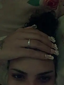 luluzinhax online show from 02/06/26, 02:16